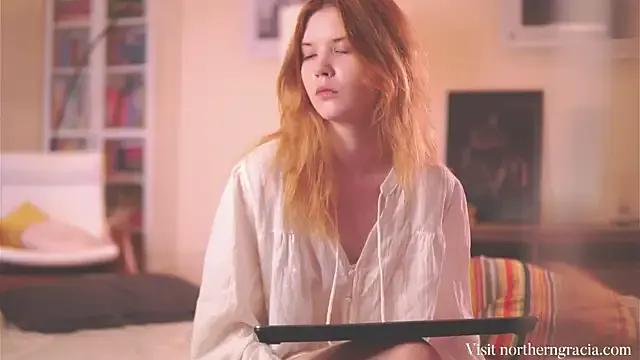JennyDeanf on StripChat 