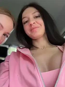 JulliaVegas on StripChat 