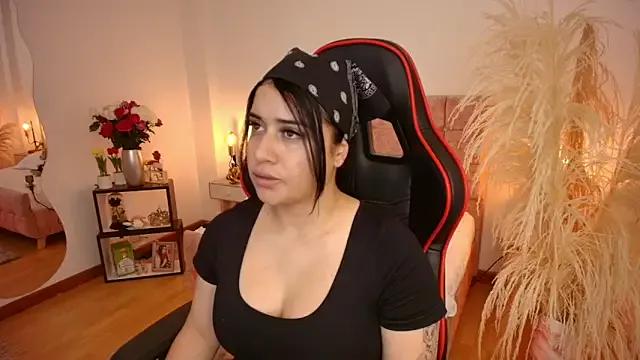 KallyMyller1 on StripChat 