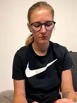 LauraLuxxx —  Show Pussy & Play Pussy 
