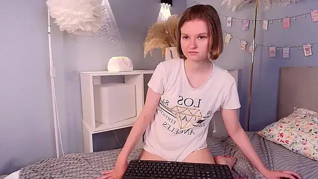LilianSwall on StripChat 