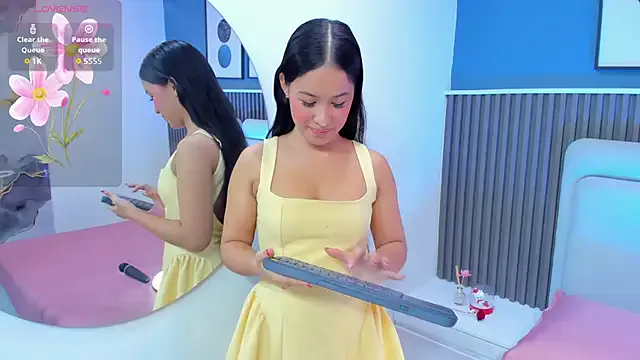 lily__star on StripChat 