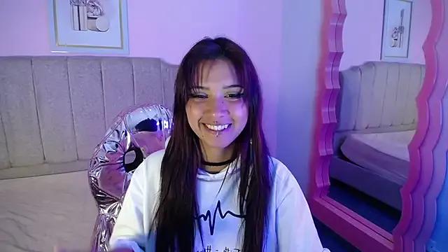 nilia_ch on StripChat 