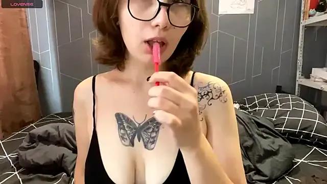 OraAle on StripChat 