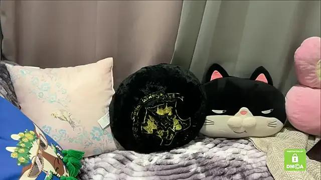 Saasybooo — remove shirt