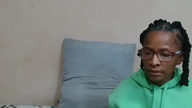 SugarPoppy24xxx — show boobs and ass