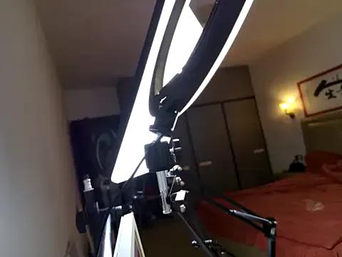 YY88988YY on StripChat
